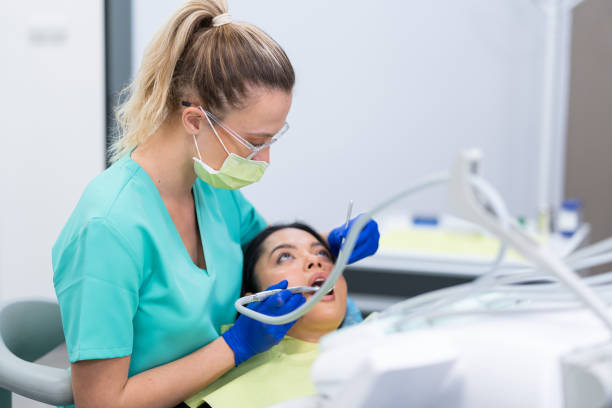 Best Pediatric Emergency Dentist in Howland Center, OH